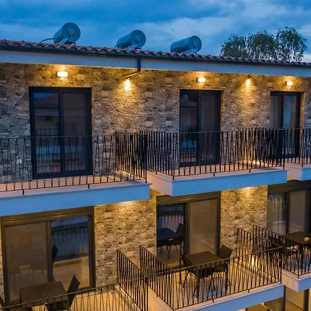 Lägenhetshotell Alios Gaia - Seaside 4*